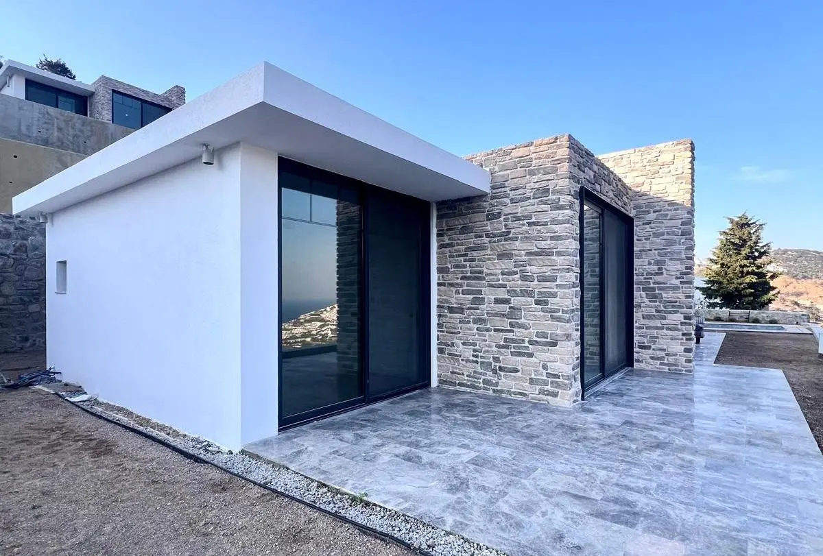 Property in Geris